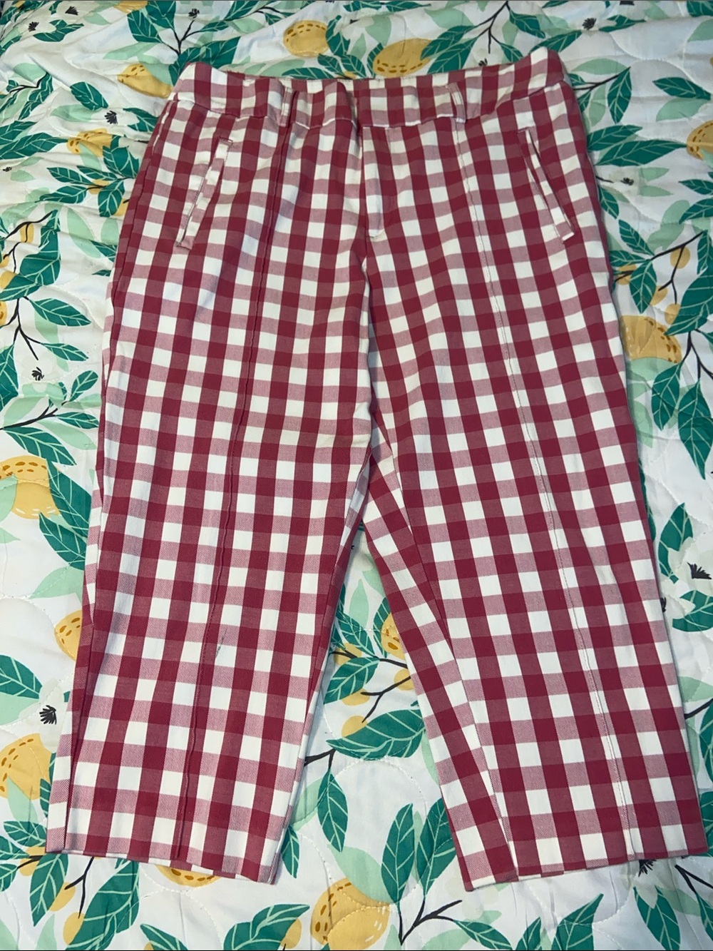 RASPBERRY GINGHAM CAPRIS Pedal Pushers Clam Diggers